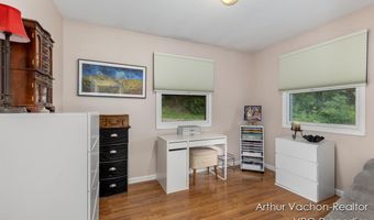 9089 Fulton St SE, Ada, MI 49301
