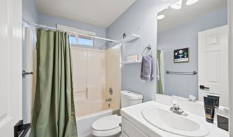 29819 Platanus Dr, Escondido, CA 92026
