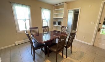 11 Sunnyside Ave, Albany, NY 12205