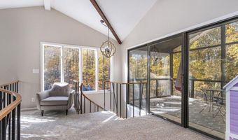 7160 River Valley Dr SE, Alto, MI 49302