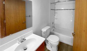 5657 144th St W, Apple Valley, MN 55124