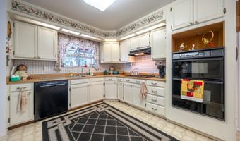 16433 China Gulch Dr, Anderson, CA 96007