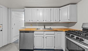 21 Hyde St 2, Burlington, VT 05401
