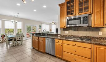 4 Faulkners Pl, Barnegat, NJ 08005