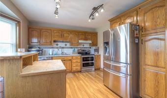 12448 NW Blackwood Dr, Adrian, MO 64720