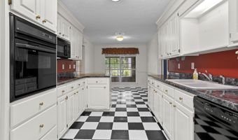 207 Meadowview Ln, Brandon, MS 39047
