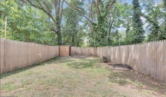 2842 30TH St NE, Washington, DC 20018