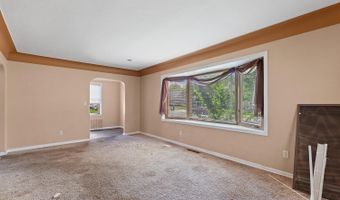 922 Addison St, Adrian, MI 49221