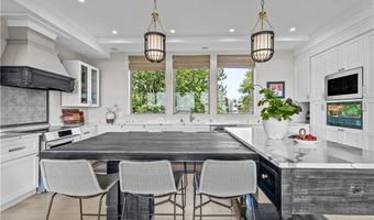82 Ellery Rd, Newport, RI 02840