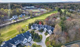 25 Crenshaw Ln 15-2, Andover, MA 01810