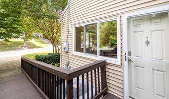 4614 ROXBURY Dr, Bethesda, MD 20814