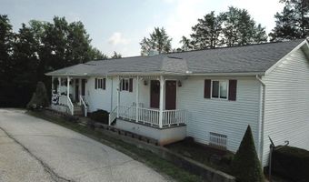 1 Lowell Dr, Barboursville, WV 25504