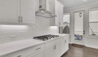 1070 Poppy Pte, Alpharetta, GA 30004