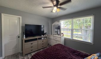 102 Cypress St, Bardstown, KY 40004