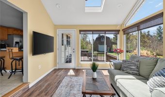 1600 County Line Rd, Alden, NY 14004
