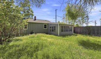1831 S ONEIDA St, Appleton, WI 54915
