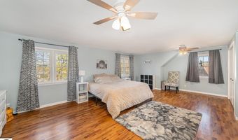 1016 Argyle Ct, Alma, MI 48801