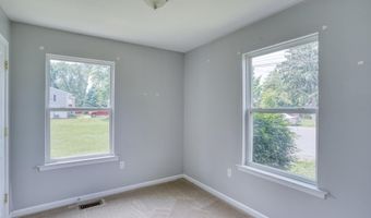 203 HAMILTON St, Delaware City, DE 19706