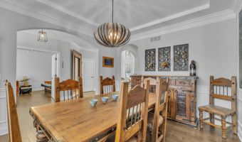 1091 Green Rd, Ann Arbor, MI 48105