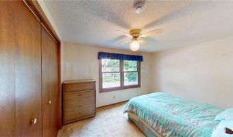 904 Clausen Ave, Albert Lea, MN 56007