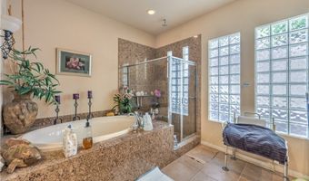 11468 SNOW CREEK Ave, Las Vegas, NV 89135