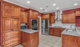 561 Linton Rd, Benton, LA 71006