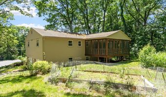 21 Cherokee Rd, Acton, MA 01720