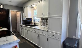 3 G Ave W, Albia, IA 52531