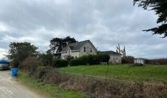 1127 Moxon Ln, Arcata, CA 95521