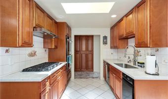 13150 Stern Ave, La Mirada, CA 90638
