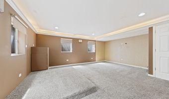 1908 N Evergreen Ave, Arlington Heights, IL 60004