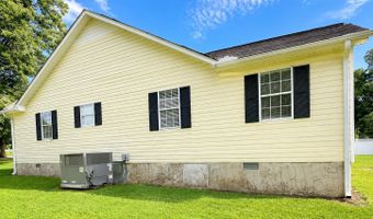 1215 Heatherwood Dr, Arab, AL 35016