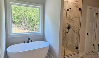 222 Silvercrest Dr, Acworth, GA 30101