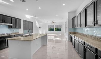 561 W YELLOWSTONE Way, Chandler, AZ 85248