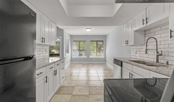 262 ORIENTA POINT St 1, Altamonte Springs, FL 32701