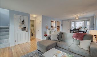 501 Woodhaven Ct 501, Cranston, RI 02920