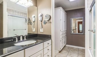 1712 Charity St, Abbeville, LA 70510