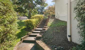 3716 KRYSIA Ct, Annandale, VA 22003