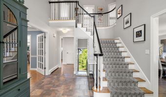 2 High Ridge Rd, Ashland, MA 01721