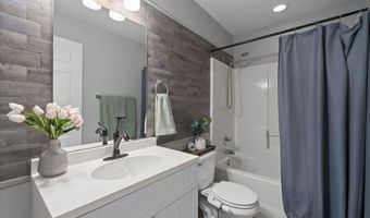 906 SONATA Ln, Cheyenne, WY 82007