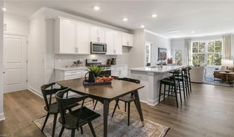 110 Lemongrass Ln, Bermuda Run, NC 27006