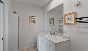 33 North Ave 12, Burlington, VT 05401