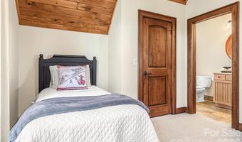 419 Summit Trl, Banner Elk, NC 28604