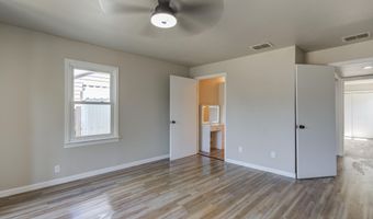 1010 13th St, Abernathy, TX 79311