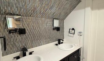 3323 CARPENTER St SE, Washington, DC 20020