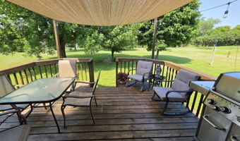 12867 E Pleasant Valley Dr, Aberdeen, SD 57401
