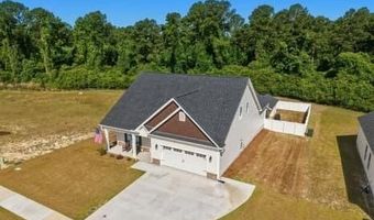 821 Fairway Rd, Ayden, NC 28513
