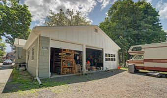 16 Old New Milford Rd, Brookfield, CT 06804