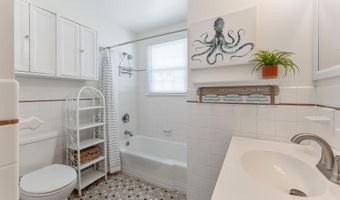 647 Barry, Avalon, NJ 08202