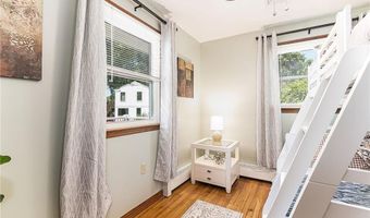 31 Sunset Dr, Hopkinton, RI 02832